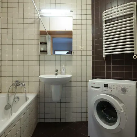 Private Natolin Apartment